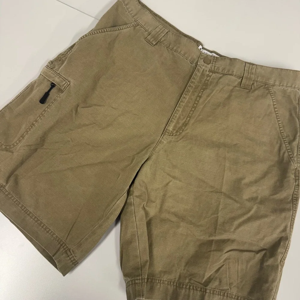 Columbia Cargo Shorts Mens 36 Khaki Tan Excellent Cotton Canvas XM4108 10 Inseam